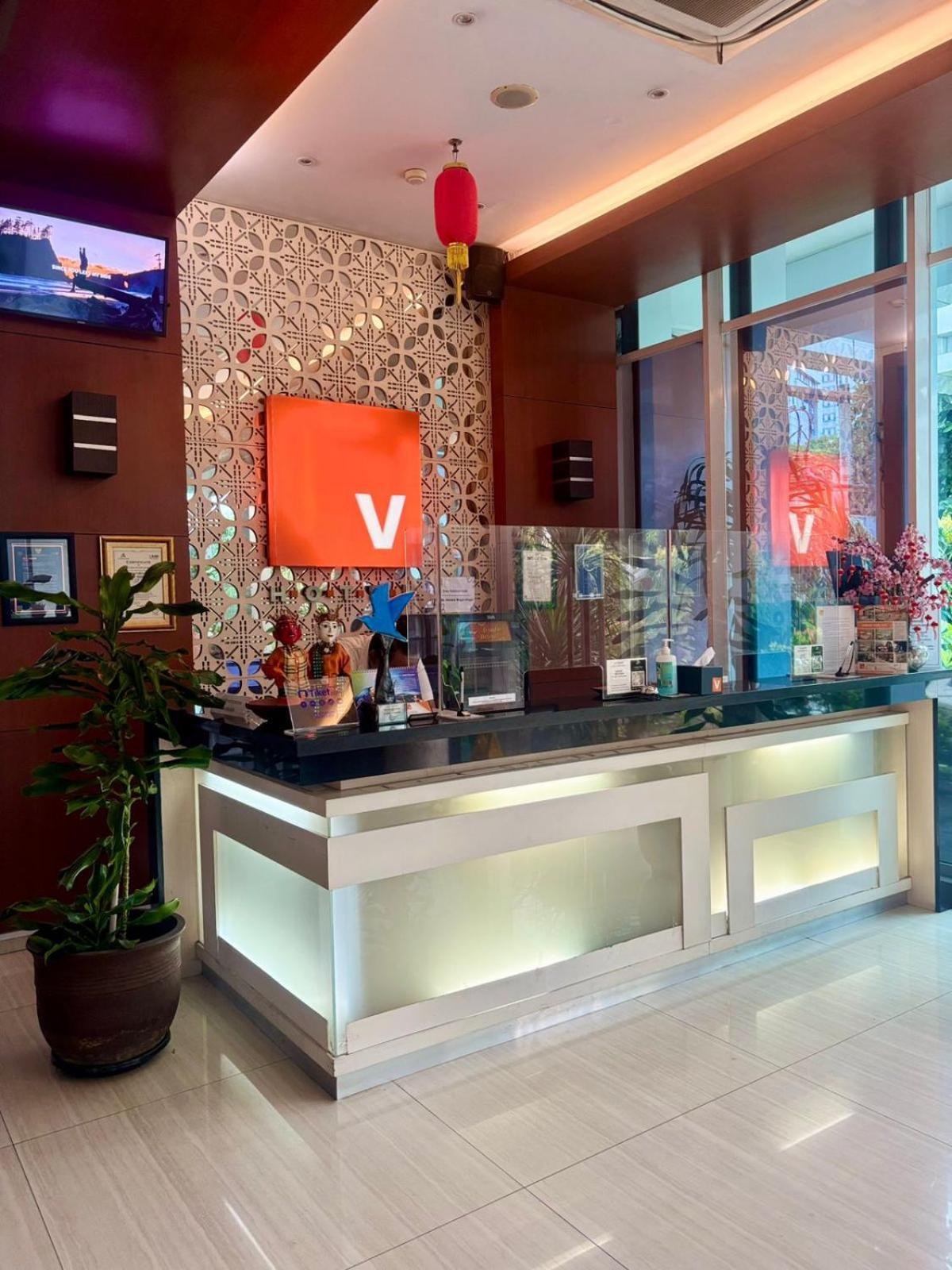 V Hotel Tebet Jakarta Luaran gambar