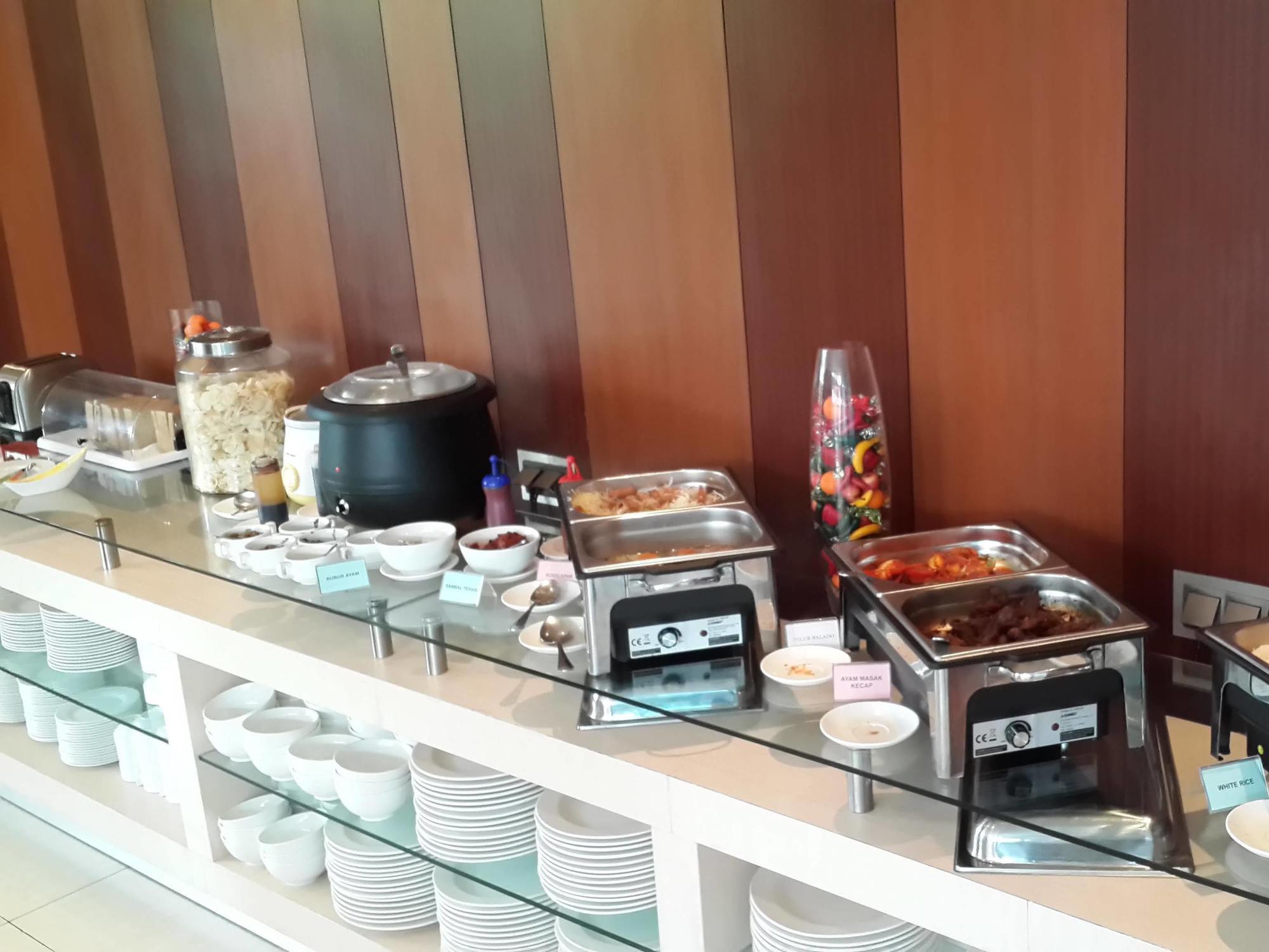 V Hotel Tebet Jakarta Luaran gambar